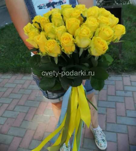 Букет цветов «29 желтых роз»  